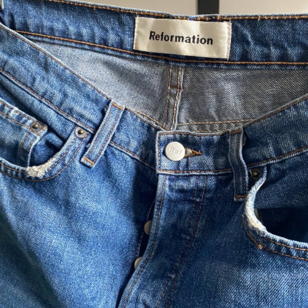 Reformation Mid Crop Flare in Baltic Wash Size 26